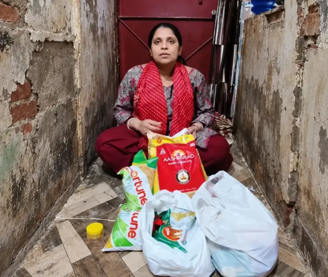 A Helping Hand in Hard Times: Ration Support for a Needy Family